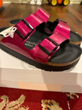 New Birkenstock Women Shiny Pink Size 39 Narrow Platform Sandals Read Descriptin